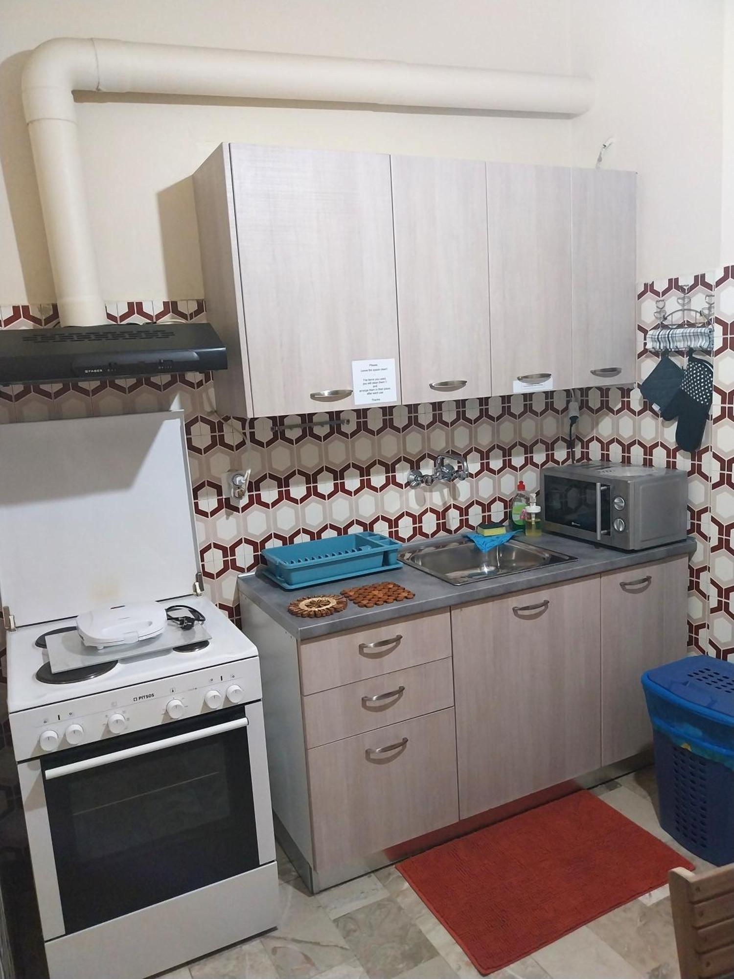 Cozy & Bright Home 50M From Subway -Agios Antonios เอเธนส์ ภายนอก รูปภาพ