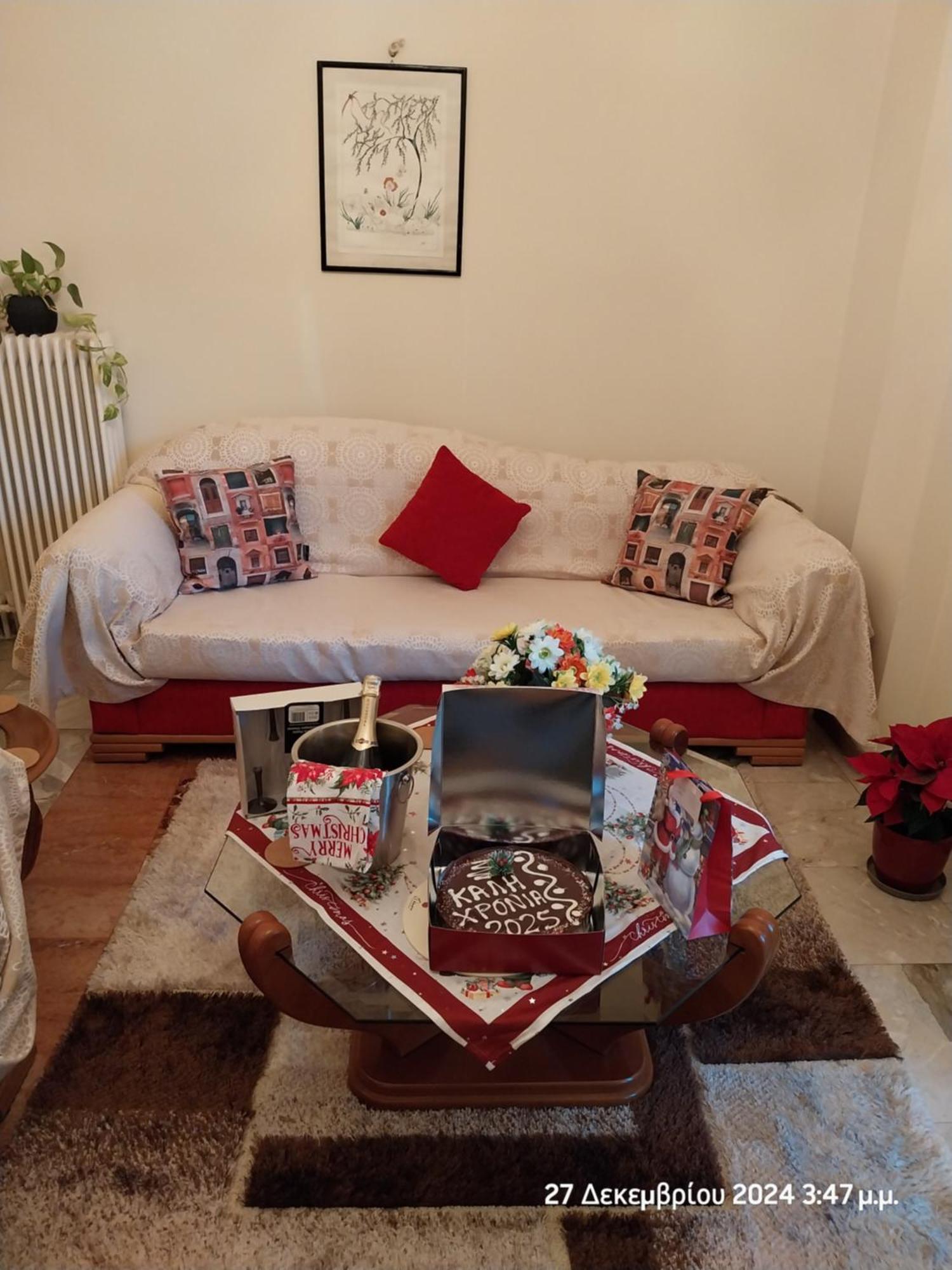 Cozy & Bright Home 50M From Subway -Agios Antonios เอเธนส์ ภายนอก รูปภาพ